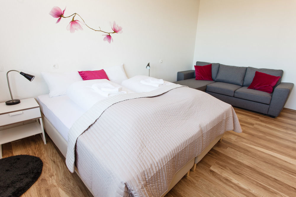 Garthabaer Route 1 Guesthouse מראה חיצוני תמונה